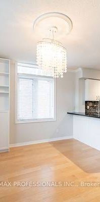 2 Bedroom, 2 Bathroom - King West Townhouse - Photo 1