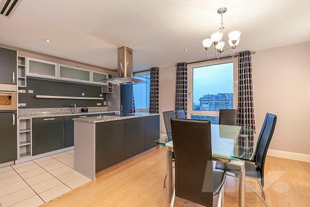 3 bedroom penthouse to rent - Photo 3