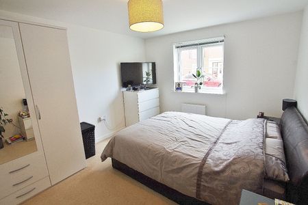 Flat 10 Blake Court - Photo 3