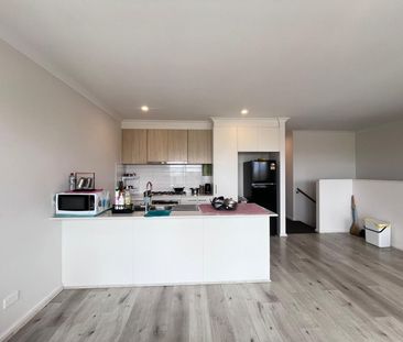 Charming Home in Prime Location - Photo 6