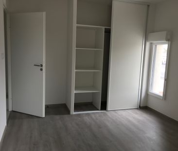 Location Appartement 3 pièces 61m² - Photo 2