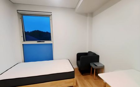 Studio-203 - Photo 3