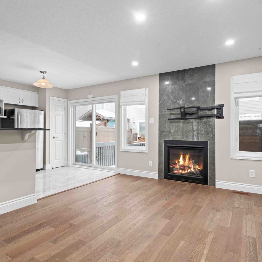 For Lease - 536 Broadleaf Street, Orleans - Cumberland and Area, Ontario - Photo 1