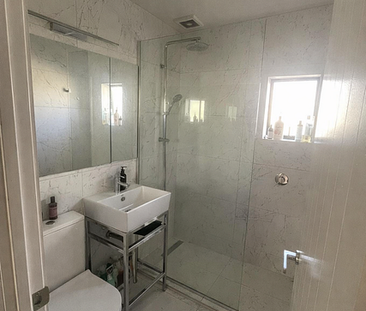 Chic Townhouse in Ellerslie! - Photo 6