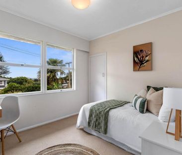 Spacious home in Kamo - Photo 3