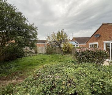 3 bedroom bungalow to rent - Photo 2