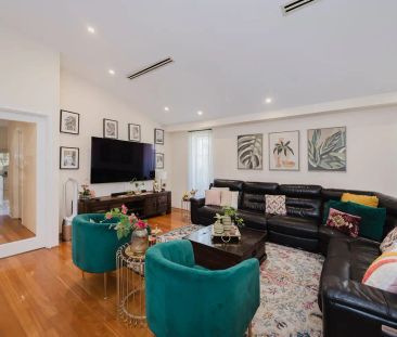 4 Somerly Drive, Clarkson WA 6030 - Photo 2
