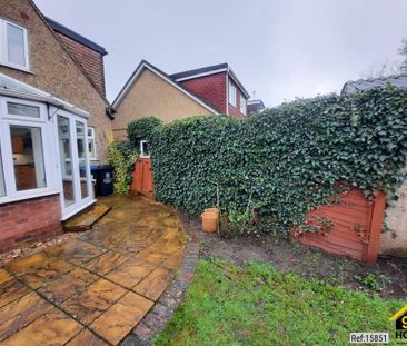 4 bedroom semi-detached house to rent - Photo 1