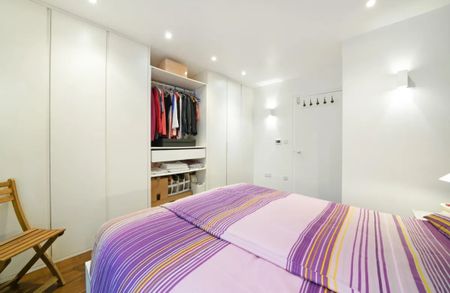 Room in a Shared Flat, St. John's Hill, SW11 - Photo 4