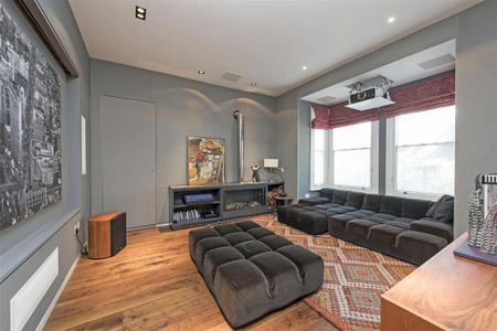 5 bedroom semi-detached house to rent - Photo 2