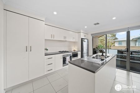 6/19 Torpy Place, Jerrabomberra NSW 2619 - Townhouse For Rent | Domain - Photo 4