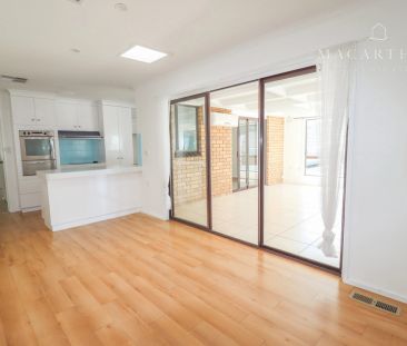 84 Stanley Street, KOORINGAL NSW 2650 - Photo 6