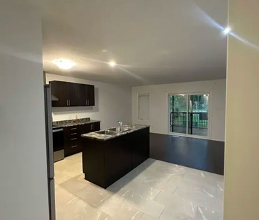 For Lease - 105 Woodedge Circle, Kitchener, Ontario - Photo 1