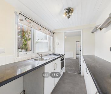 3 bedroom property to rent - Photo 2