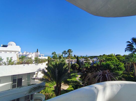 Middle Floor Apartment in The Golden Mile - Photo 1