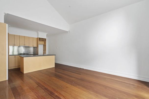 When Location Matters! - Photo 1