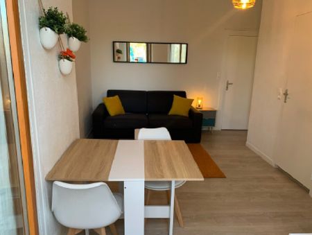 Apartment - Photo 2
