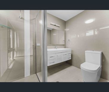 11 Cambridge Drive, Rankin Park, NSW 2287 - Photo 5