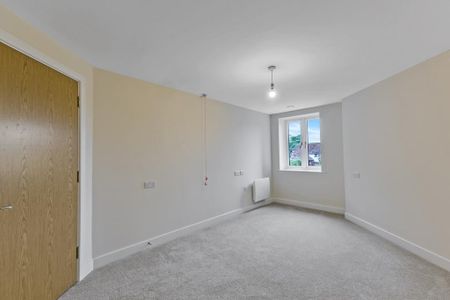 2 bedroom retirement property to rent - Photo 5
