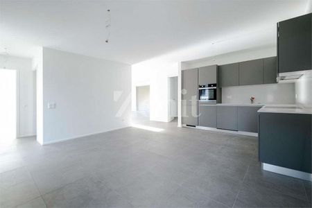 New 3.5-room apartment with balcony - Photo 2