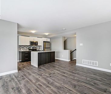 704 AMBERWING Private Unit D, Orleans, Ontario K4A3T9 - Photo 6
