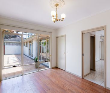 631 Nepean Highway, Brighton East VIC 3187 - House For Rent | Domain - Photo 6