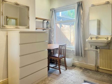 5 bedroom house to rent - Photo 3