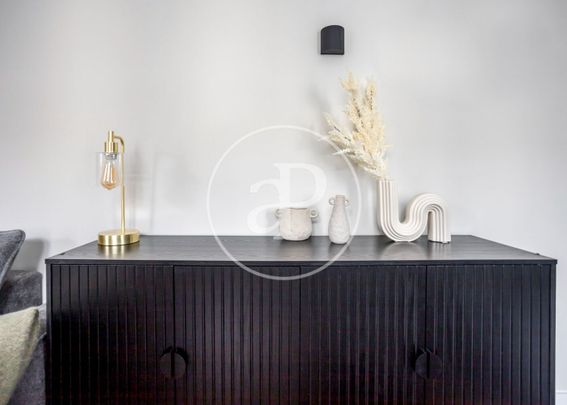 Flat for rent in Palacio (Madrid) - Photo 1