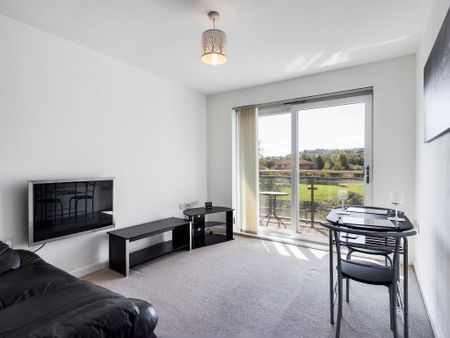 1 bedroom flat to rent - Photo 2