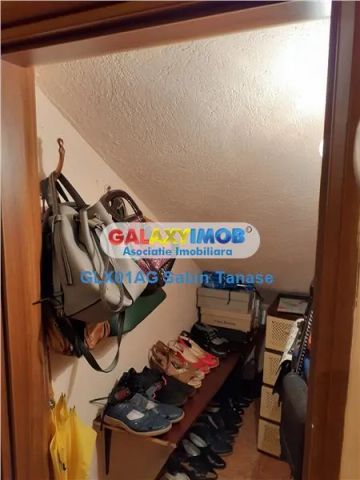 UNICAT de inchiriat garsoniera moderna vila STR TRIVALE - Fotografie 5