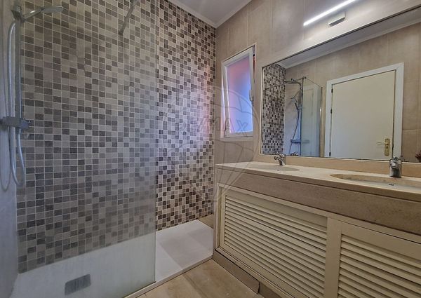 Apartamento T2 em Setúbal