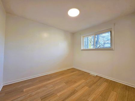 For Lease - 57 Foreht Crescent, Aurora, Ontario - Photo 5