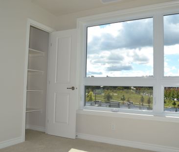 For Lease - 397 Codds Road Unit# 220, Manor Park - Cardinal Glen an... - Photo 6