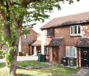 2 bedroom end of terrace house to rent - Photo 1