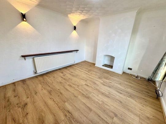 Cover Drive - Photo 1