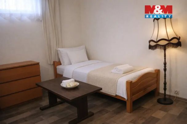 Pronájem bytu 1+kk, 24 m - Photo 1