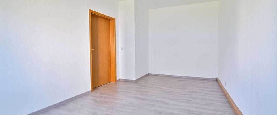 Entspanntes Wohnen in der Alten Sportplatzstraße: Ein Blick auf Bärenstein - Photo 1