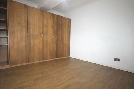 Woodbridge Road, Guildford, Surrey, GU1 4RJ - Photo 3