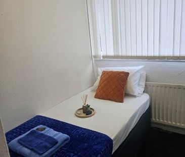 Studio Flat, Mountford St, B11 - Photo 1