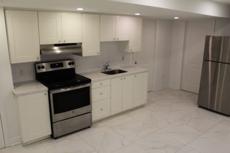 For Lease - 2 Bakersfield Road, Brampton, Ontario - Photo 2