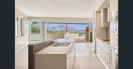 Kirra Apartment with Private Pool & Beachfront Entertaining - Photo 3