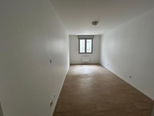Appartement à louer, 1 pièce - Angers 49000 - Photo 1