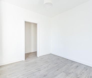 Leigh Road, Leigh, WN7 - Photo 4