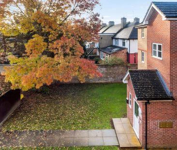 1 Bed Flat, Lucas Gardens, N2 - Photo 3