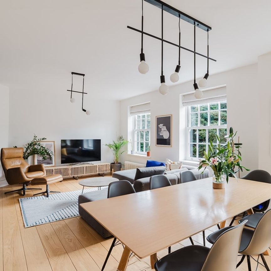 3 Bed Flat, Mill Row, N1 - Photo 1