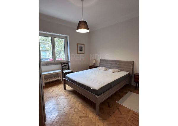 Apartamento T5 em Lisboa