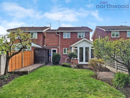 3 bedroom link detached house to rent - Photo 5