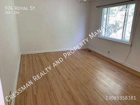 2 Bedroom Main Floor Unit in Rosemont - Photo 5