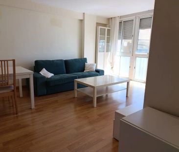 Apartamento de alquiler en Alameda de Colón, Ensanche Centro - Puerto - Photo 5