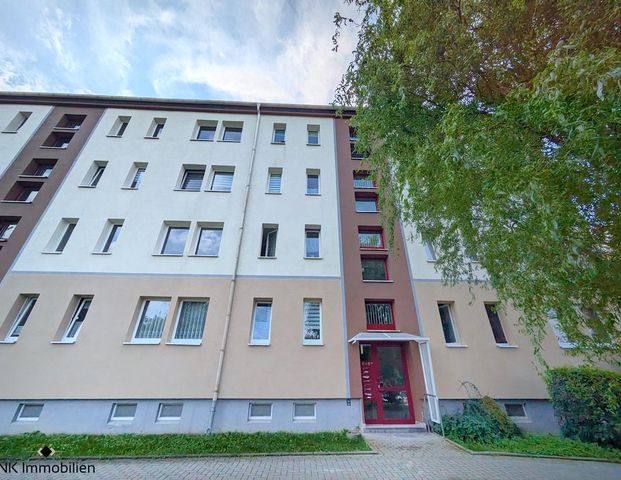 ++ wunderschöne 3-Raum Wohnung - Tageslichtbad mit Dusche - Balkon mit Ausblick ins Grüne ++ - Foto 1